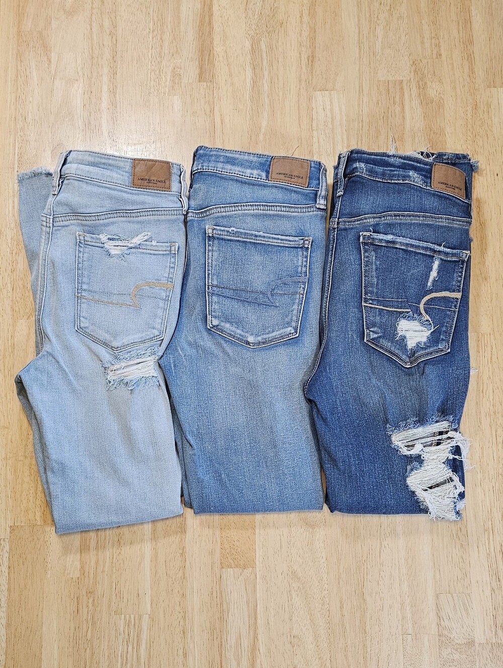 Bundle of 3 AEO Jeggings Size 6 Reg